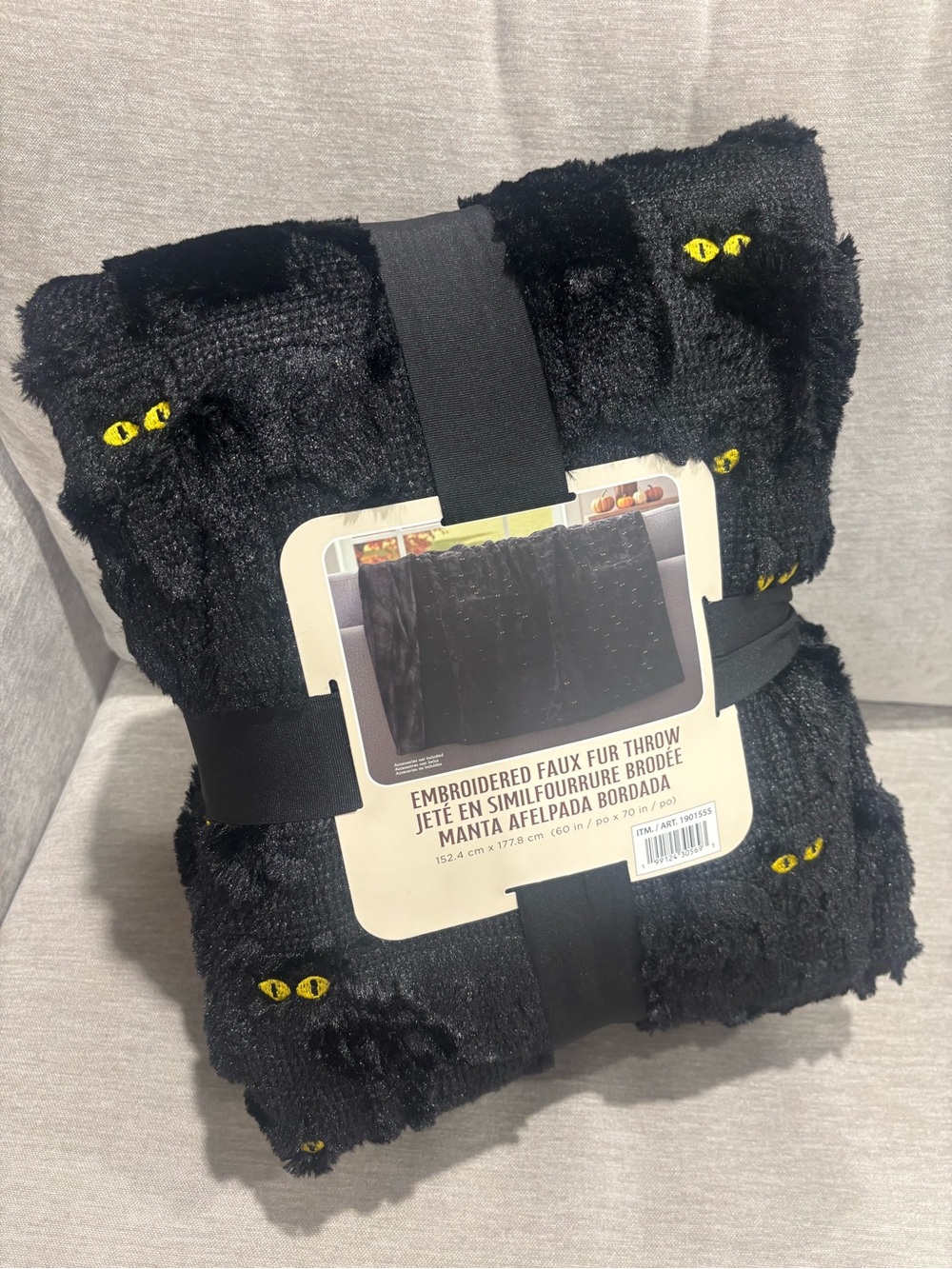 Costco faux fur Halloween fall throw Cat